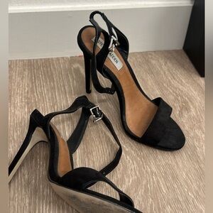 Steve Madden Strappy Ankle Heelss